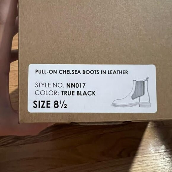 Madewell Chelsea Boots Size 8.5 - New in Box! - Picture 2 of 5